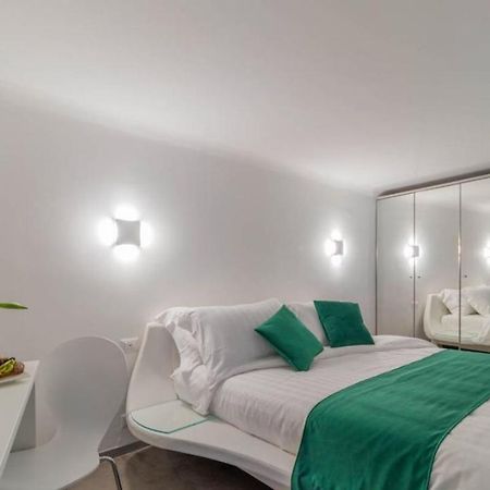 Governo Vecchio Guesthouse Navona Rome Exterior photo